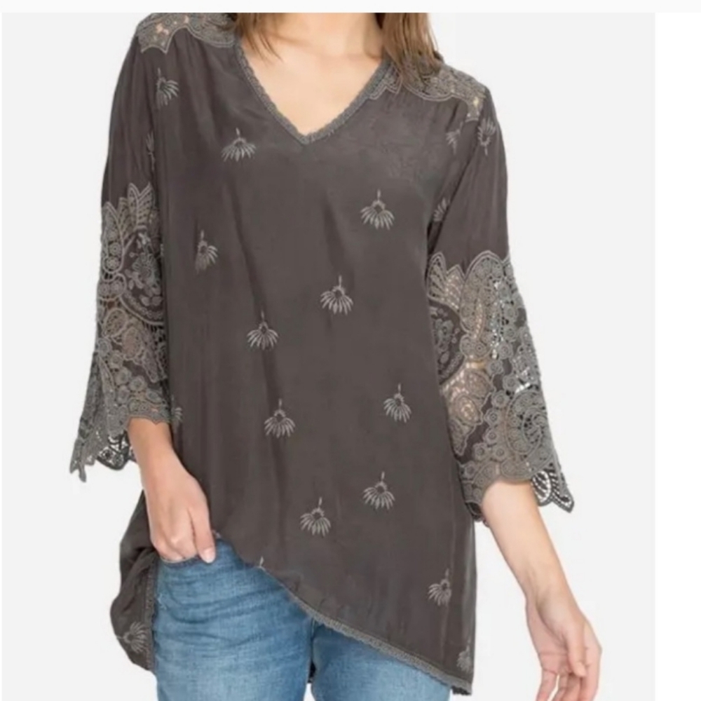 Johnny Was Tunic size XXL $110